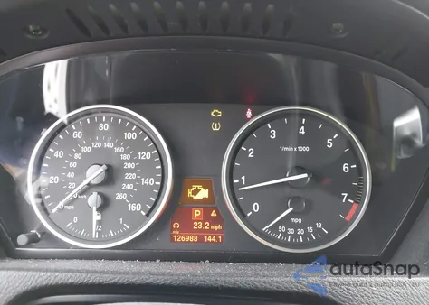 2012 BMW X5 xDrive50I z USA, uszkodzony, nr VIN 5UXZV8C58CL425093